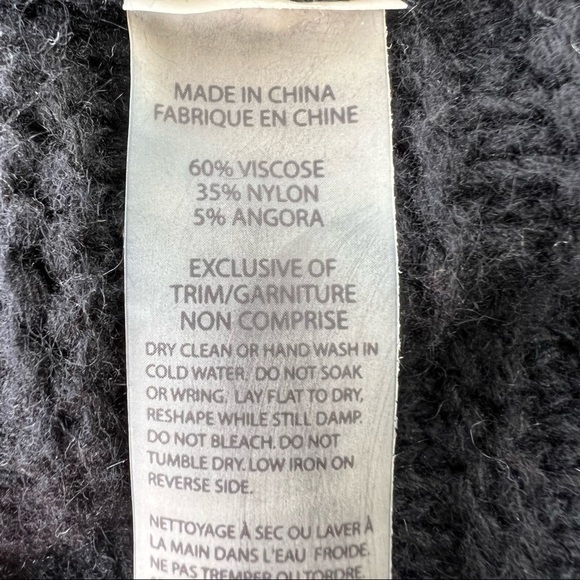 S Black Lace-Look Shrug Sweater Long Sleeve  Left On Houston Brand Small 4 6 - Picture 7 of 7